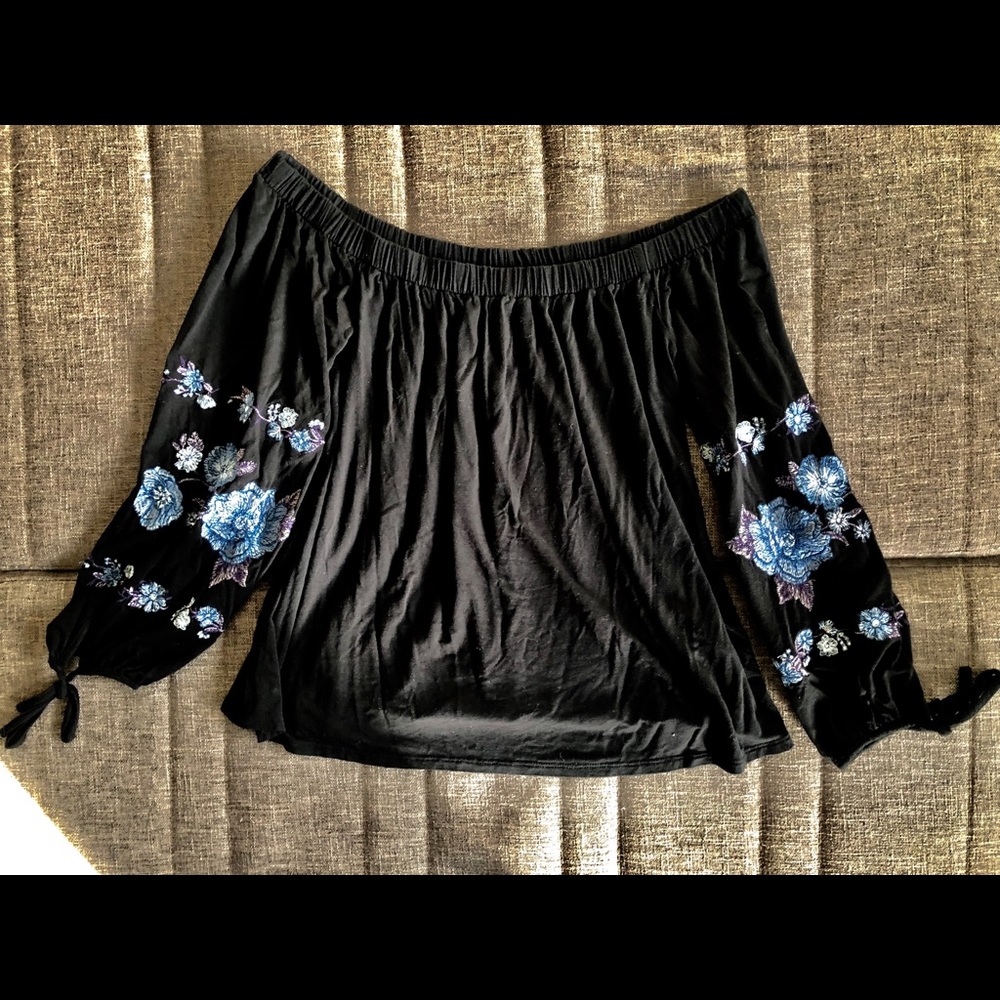 Off-Shoulder Blouse